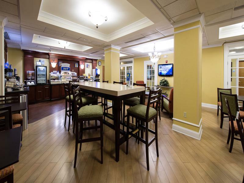 Holiday Inn Express & Suites Columbia-I-26 @ Harbison Blvd By Ihg Екстер'єр фото