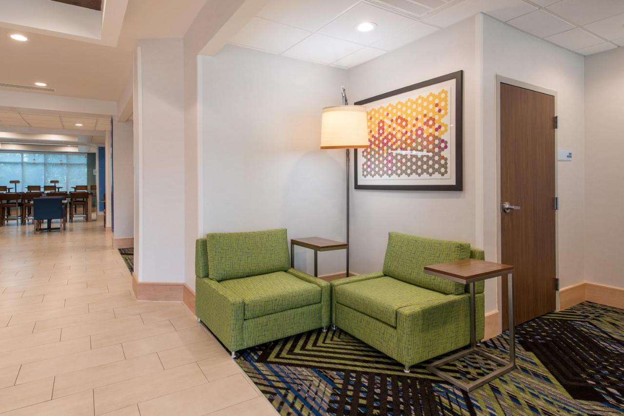 Holiday Inn Express & Suites Columbia-I-26 @ Harbison Blvd By Ihg Екстер'єр фото