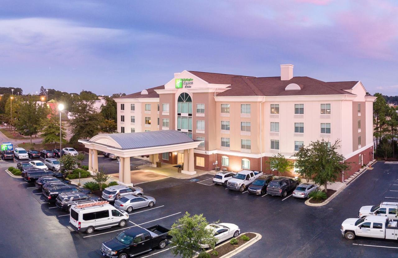 Holiday Inn Express & Suites Columbia-I-26 @ Harbison Blvd By Ihg Екстер'єр фото
